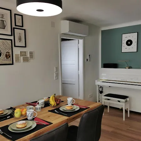 Neues Center Piano Mit Netflix Apartamento *