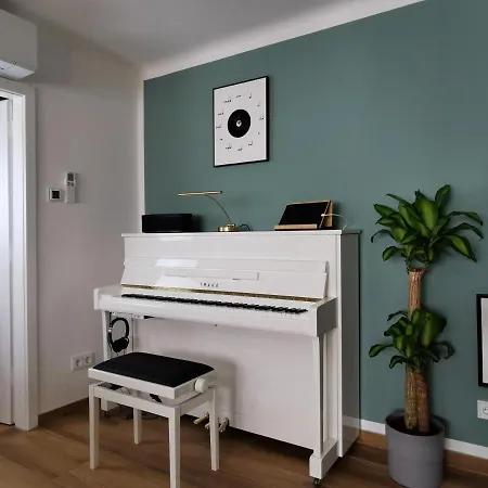 Apartmán Neues Center Piano Mit Netflix *