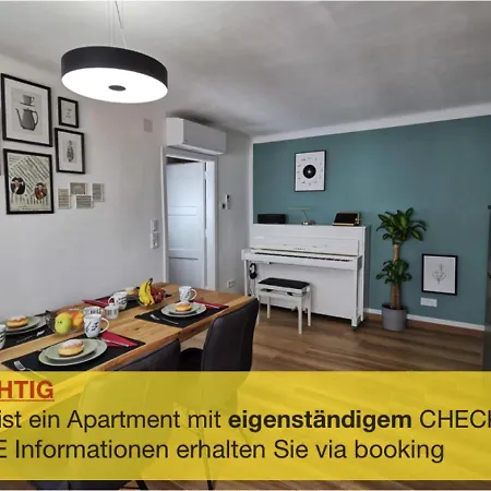 Neues Center Piano Mit Netflix * Klagenfurt am Woerthersee
